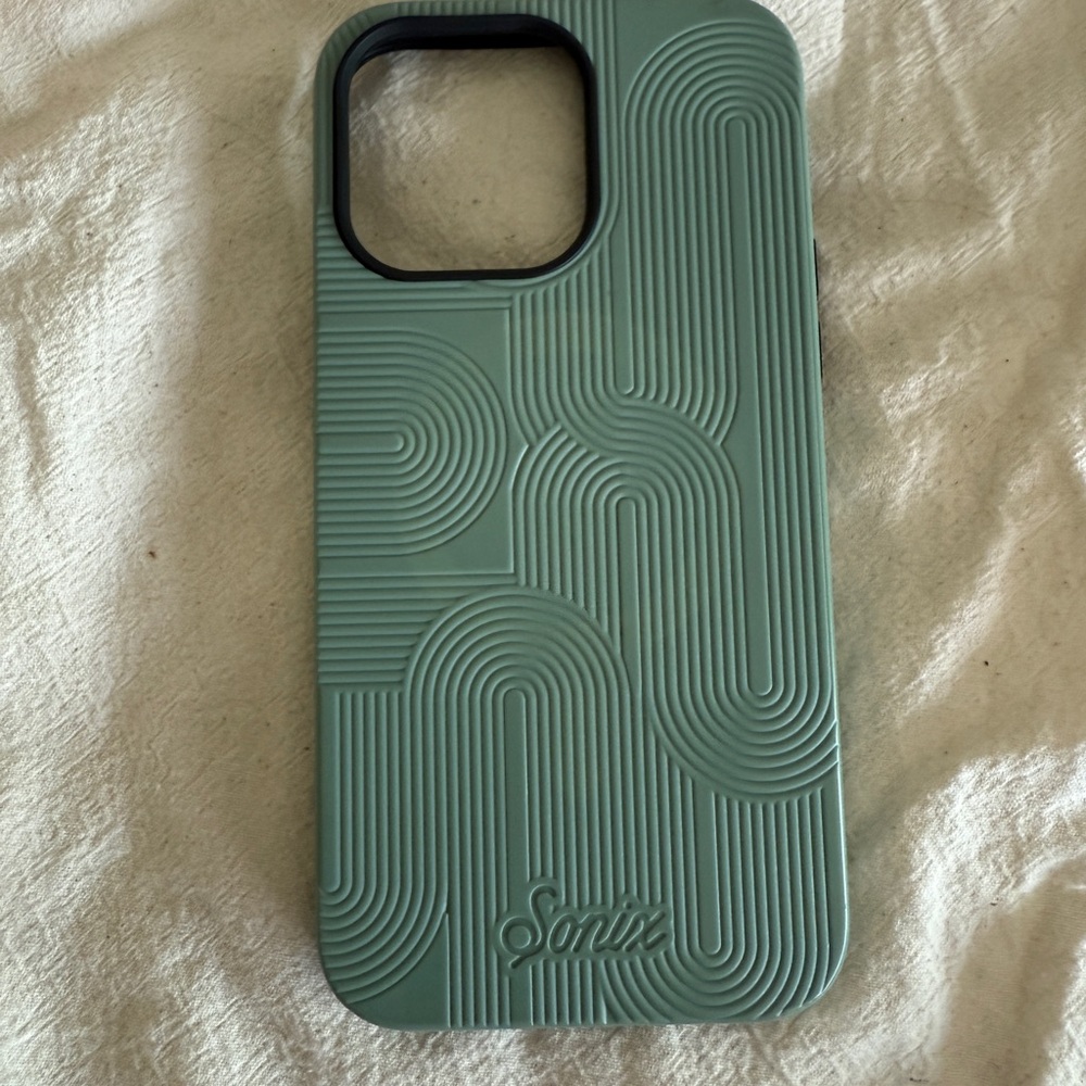 Sonix iPhone 14 Pro Max Case - Resonix MagSafe Case in Green